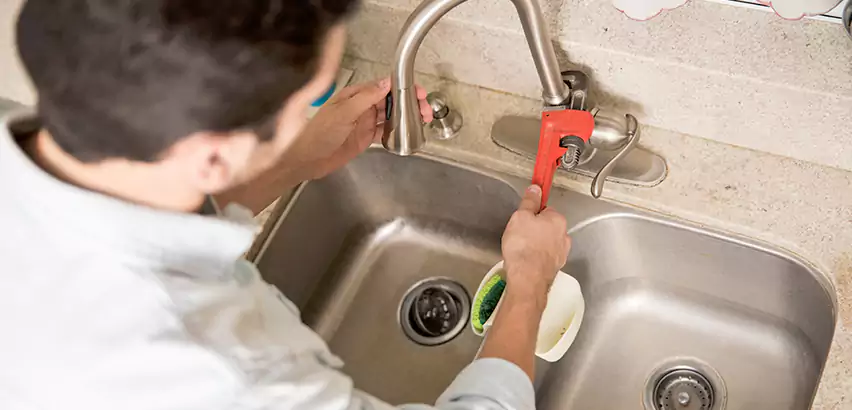 Faucet Repair in Hemet